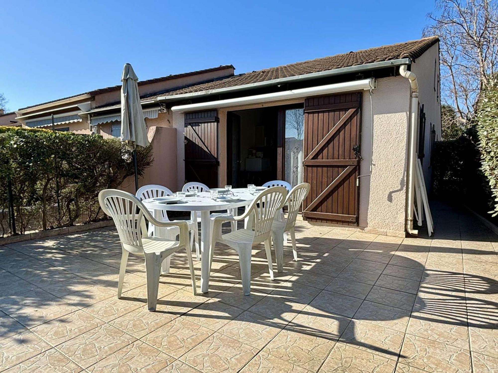 Maison 2 Pieces Avec Mezzanine, Piscine Et Parking Prives, 6 Couchages A 700M De La Plage - Argeles-Sur-Mer - Fr-1-225-74 Exterior foto